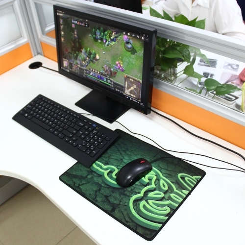 EXTENDED LARGE GOLIATHUS KEYBOARD AND MOUSE PAD 35CM X 28CM GREEN